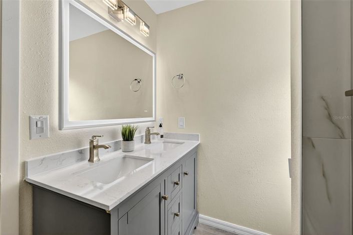 Image No.44-3 Bed Property for sale