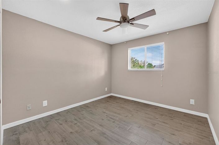 Image No.45-3 Bed Property for sale