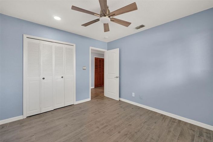 Image No.50-3 Bed Property for sale