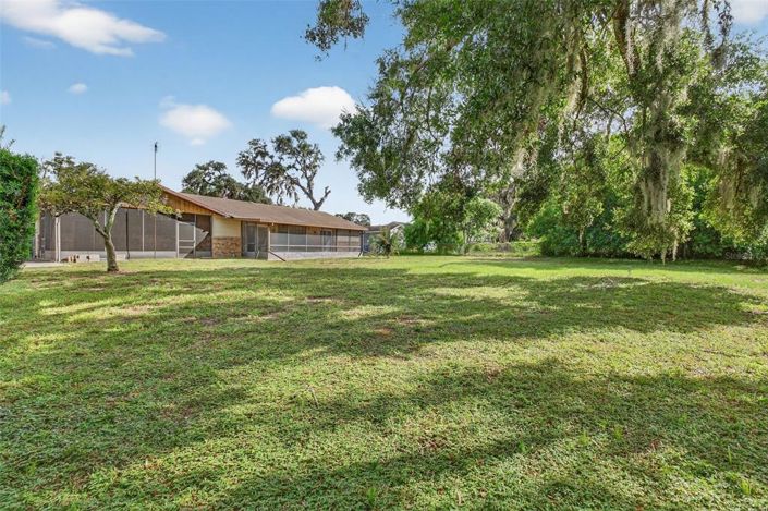 Image No.63-3 Bed Property for sale