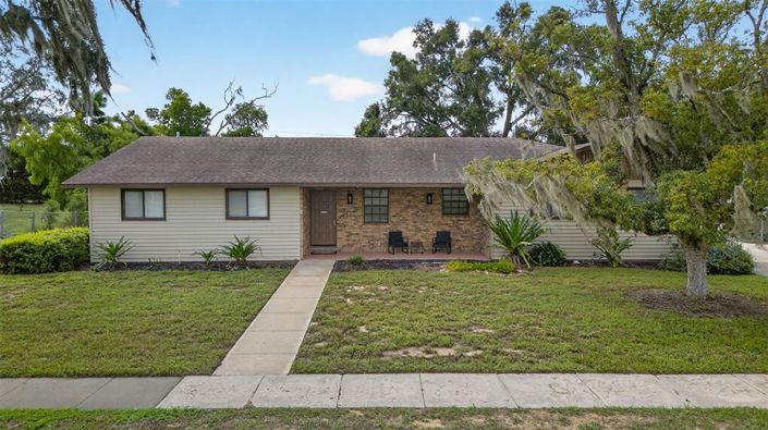 Image No.68-3 Bed Property for sale