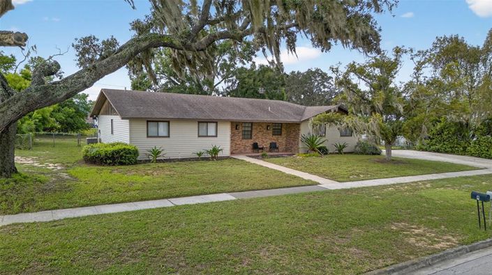 Image No.70-3 Bed Property for sale