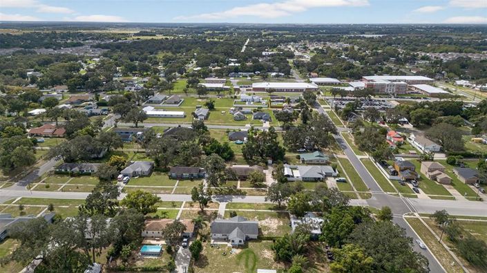 Image No.79-3 Bed Property for sale