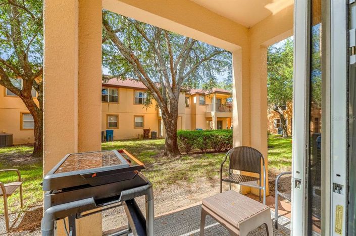 Image No.10-4 Bed Townhouse for sale