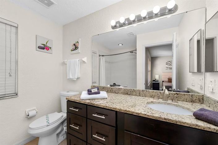 Image No.20-4 Bed Townhouse for sale