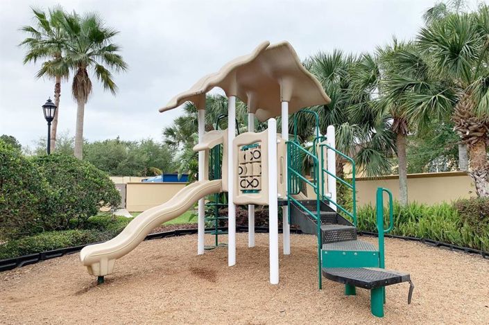 Image No.29-4 Bed Townhouse for sale