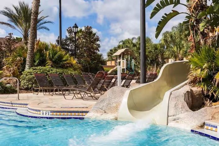 Image No.30-4 Bed Townhouse for sale