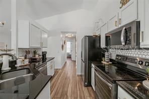 Image No.7-4 Bed Property for sale