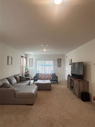 Image No.28-3 Bed Property for sale