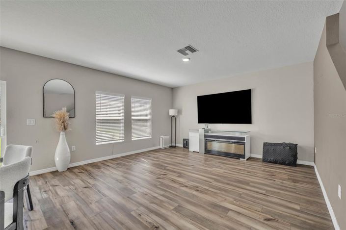 Image No.7-5 Bed Property for sale