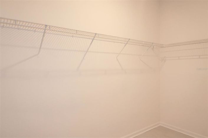 Image No.28-4 Bed Property for sale