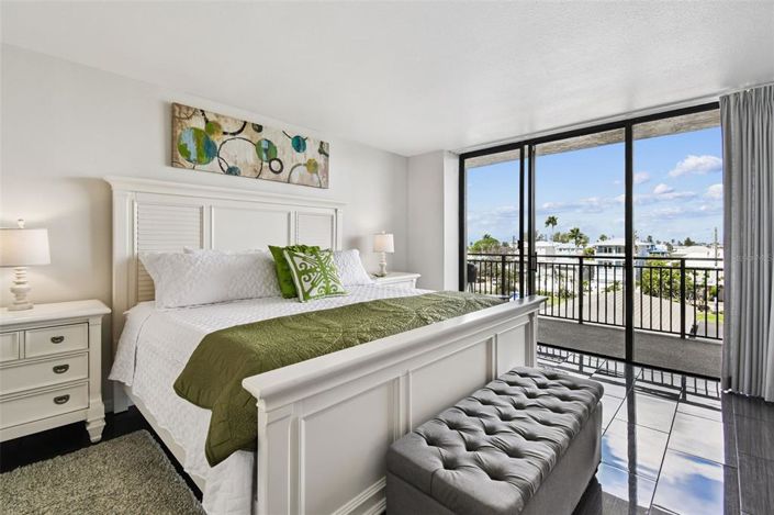 Image No.26-1 Bed Property for sale