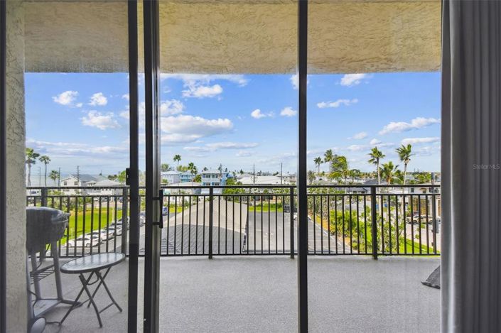 Image No.29-1 Bed Property for sale