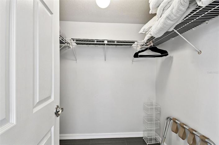 Image No.30-1 Bed Property for sale