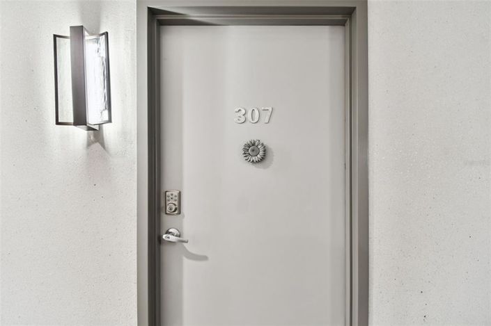 Image No.4-1 Bed Property for sale