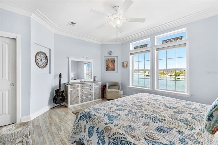 Image No.24-3 Bed Townhouse for sale