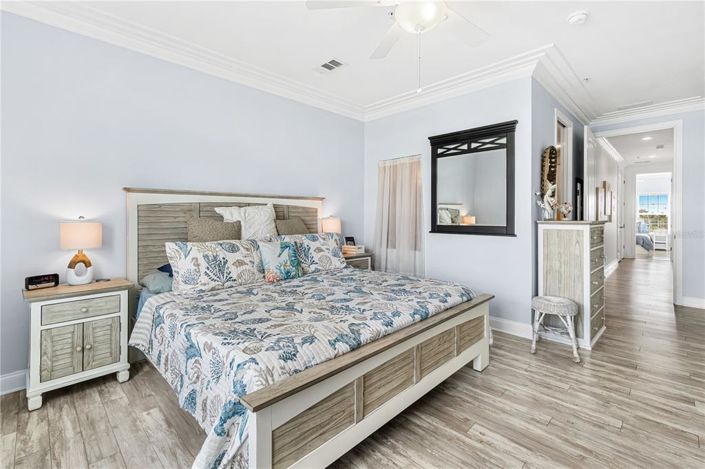 Image No.25-3 Bed Townhouse for sale