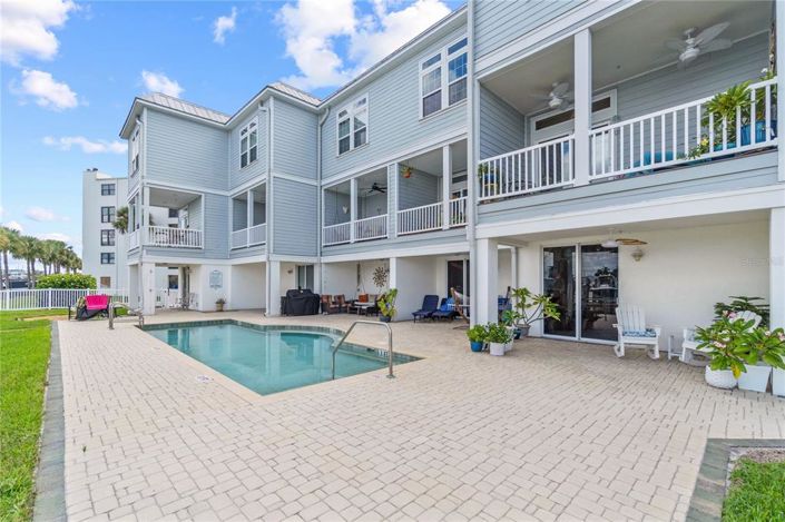 Image No.37-3 Bed Townhouse for sale