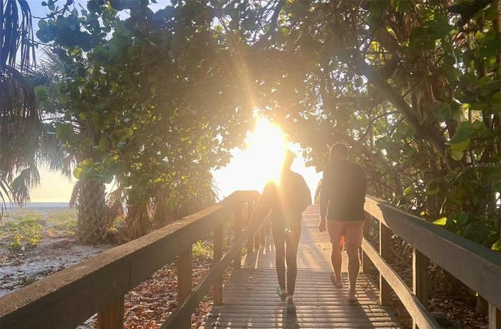 Image No.51-3 Bed Townhouse for sale