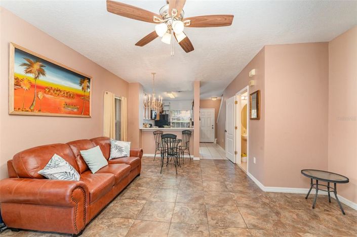 Image No.5-Maison de ville de 2 chambres à vendre à Davenport