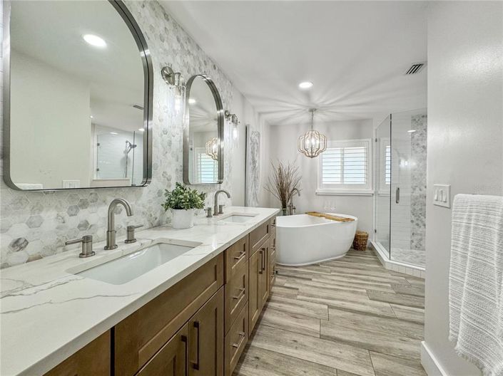 Image No.11-3 Bed Property for sale