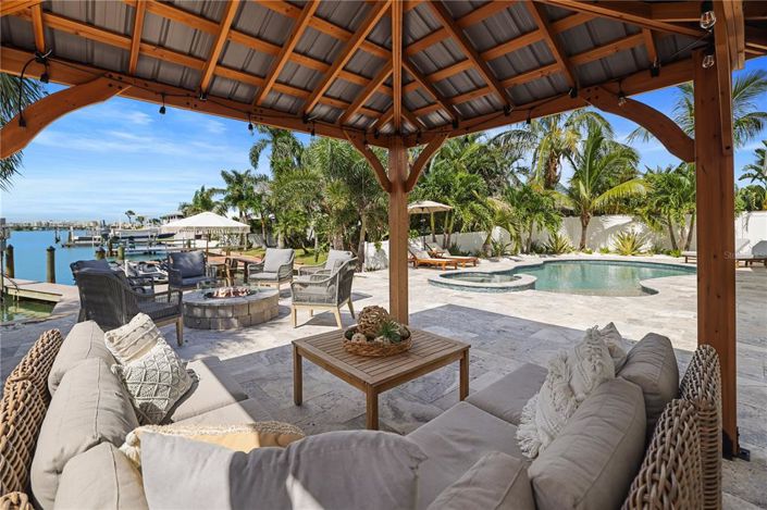 Image No.24-3 Bed Property for sale