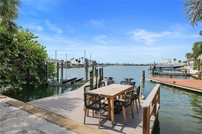 Image No.25-3 Bed Property for sale