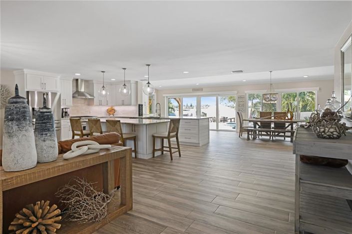 Image No.3-3 Bed Property for sale