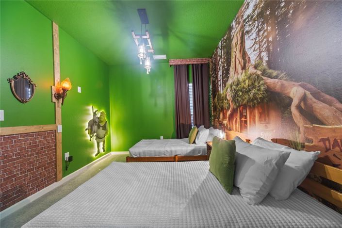 Image No.20-5 Bed Townhouse for sale