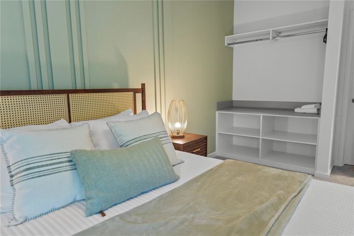 Image No.24-5 Bed Townhouse for sale