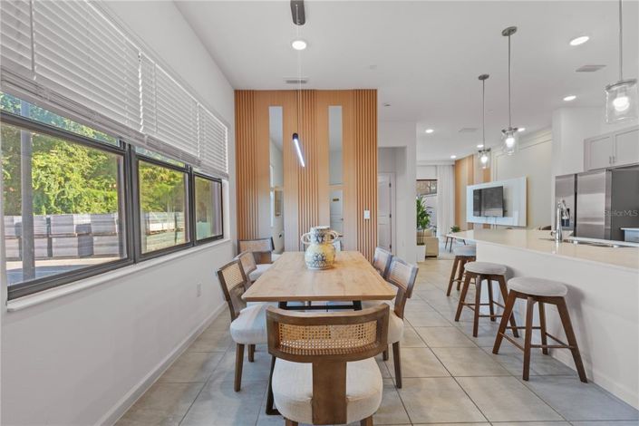 Image No.4-5 Bed Townhouse for sale