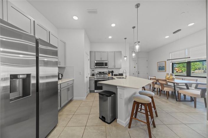 Image No.9-5 Bed Townhouse for sale