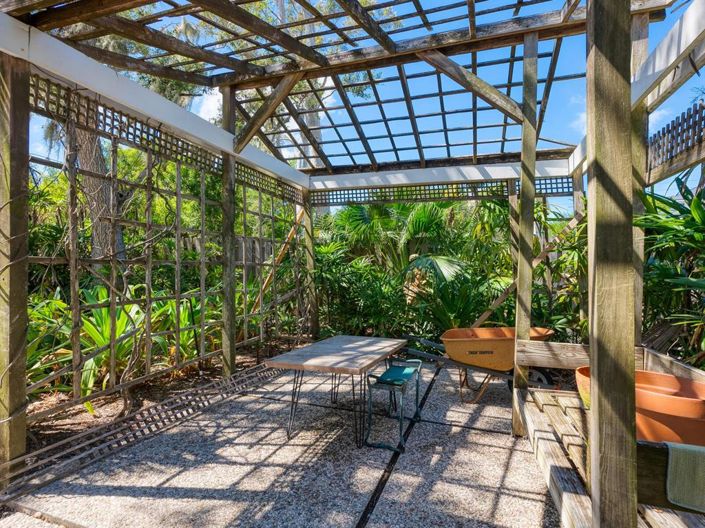 Image No.16-3 Bed Property for sale