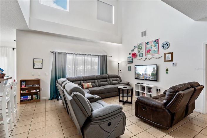 Image No.12-Propriété de 5 chambres à vendre à Kissimmee