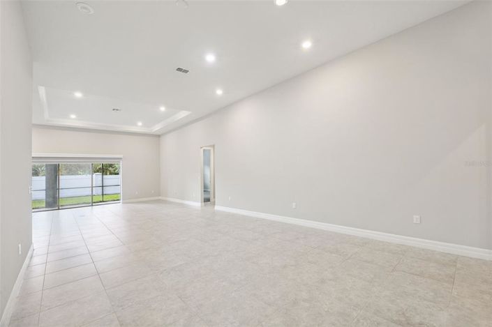 Image No.13-Propriété de 4 chambres à vendre à Orlando