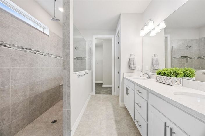 Image No.32-Propriété de 4 chambres à vendre à Orlando