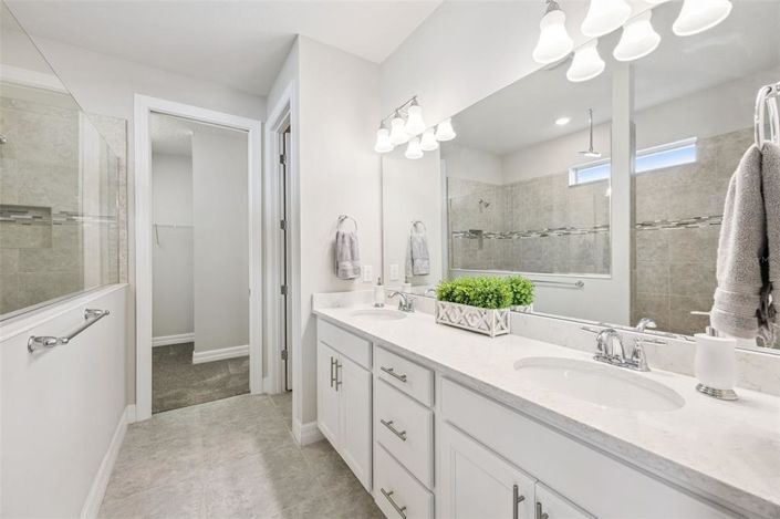 Image No.33-Propriété de 4 chambres à vendre à Orlando