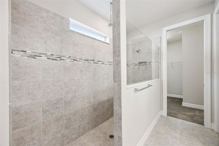 Image No.34-Propriété de 4 chambres à vendre à Orlando