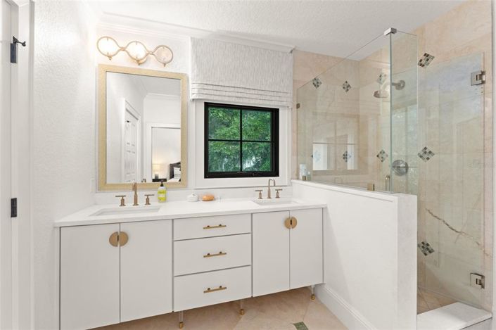 Image No.43-Propriété de 4 chambres à vendre à Windermere