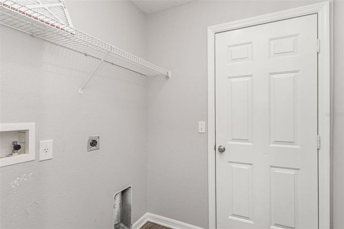 Image No.11-4 Bed Property for sale