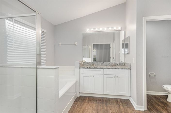 Image No.14-4 Bed Property for sale