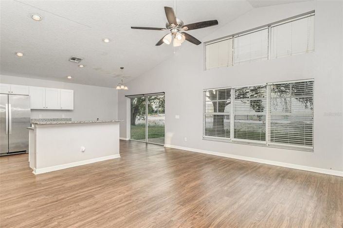 Image No.3-4 Bed Property for sale