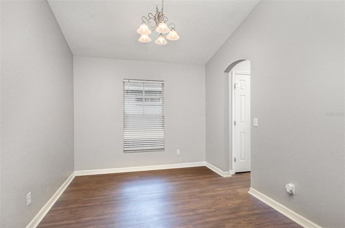 Image No.6-4 Bed Property for sale