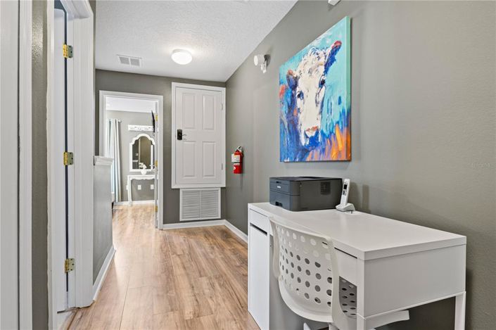 Image No.26-3 Bed Townhouse for sale