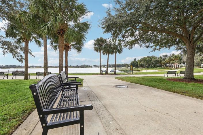 Image No.32-4 Bed Property for sale