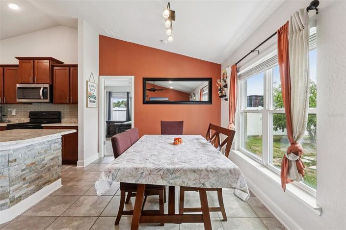 Image No.6-4 Bed Property for sale