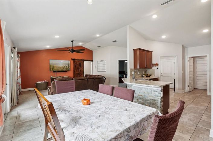 Image No.7-4 Bed Property for sale