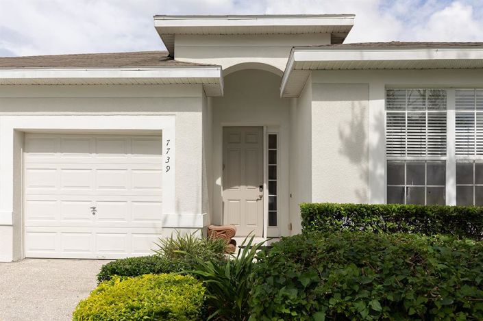 Image No.2-Propriété de 4 chambres à vendre à Kissimmee