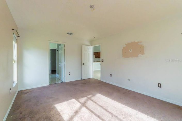 Image No.9-4 Bed Property for sale