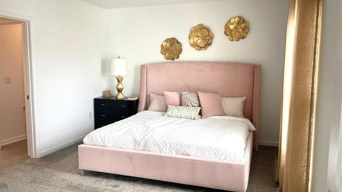 Image No.4-3 Bed Property for sale